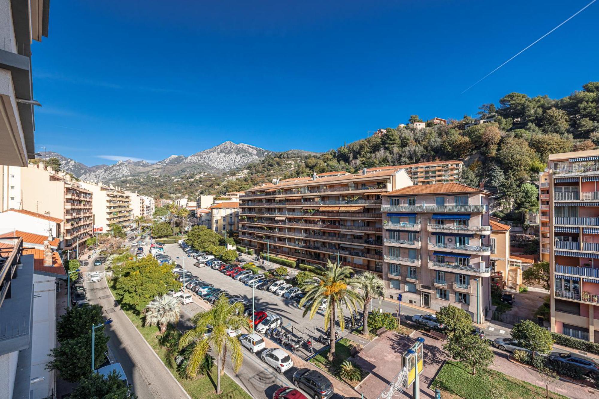 Intercontinental Superbe Appartement Avec Piscine Menton Exterior foto