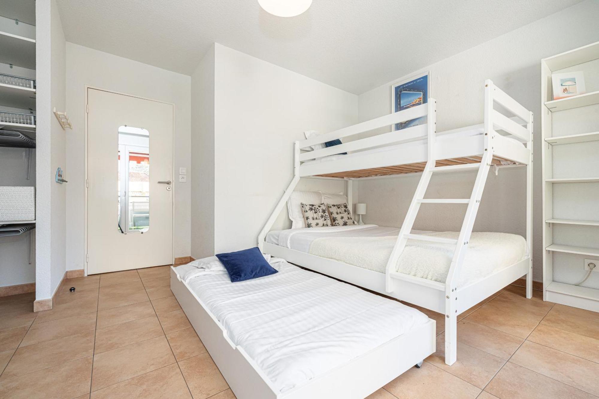 Intercontinental Superbe Appartement Avec Piscine Menton Exterior foto