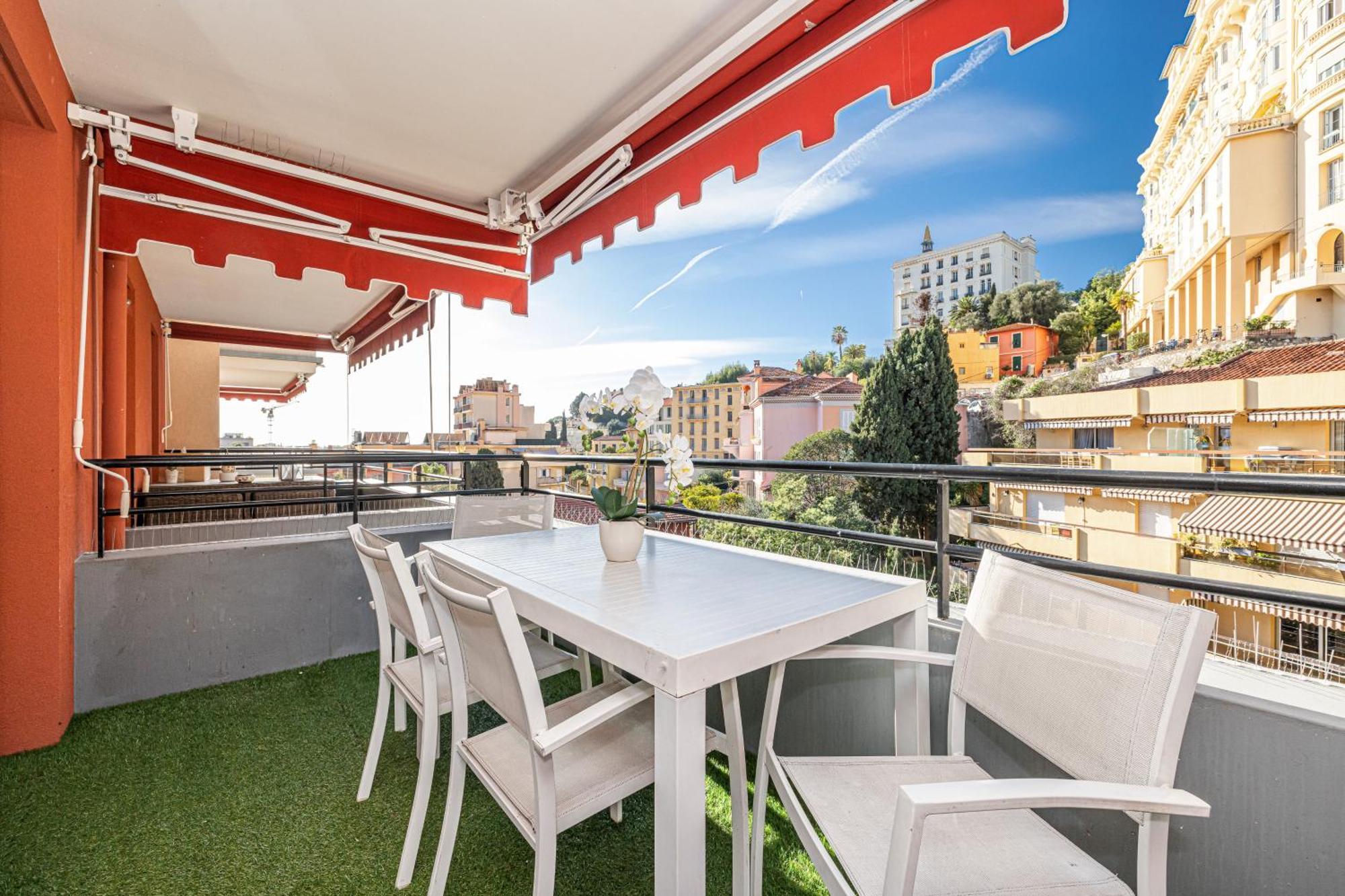 Intercontinental Superbe Appartement Avec Piscine Menton Exterior foto