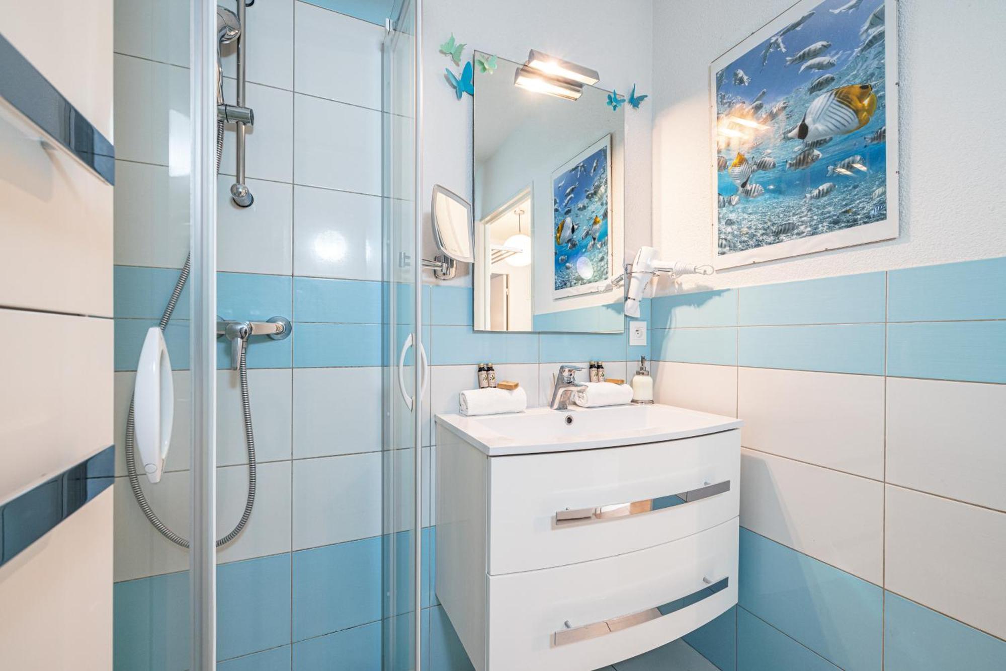 Intercontinental Superbe Appartement Avec Piscine Menton Exterior foto
