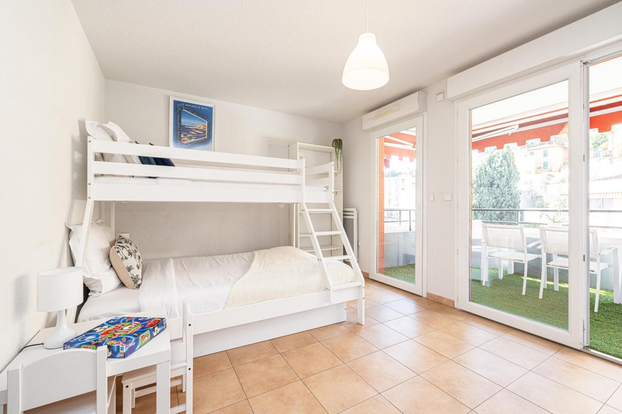 Intercontinental Superbe Appartement Avec Piscine Menton Exterior foto